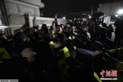 马斯克关注韩国局势变化:“太令人震惊了” 马斯克关注韩国局势变化:“太令人震惊了”