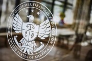 美国最高金融监管机构下令停止对银行的未决调查和监管 美国最高金融监管机构下令停止对银行的未决调查和监管