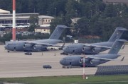 美军称在驻德美军基地上空发现无人机 美军称在驻德美军基地上空发现无人机