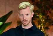 Reddit开始测试人工智能问答功能 以赢得更多用户 Reddit开始测试人工智能问答功能 以赢得更多用户