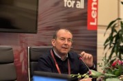 CES 对话 | 联想IDG总裁Luca Rossi:今明两年,将进入交付AI PC全新体验阶段 CES 对话 | 联想IDG总裁Luca Rossi:今明两年,将进入交付AI PC全新体验阶段