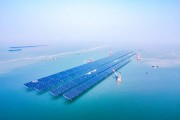 全球最大的开放式海上光伏项目成功并网,采用三千余台华为 SUN2000-300KTL 逆变器 全球最大的开放式海上光伏项目成功并网,采用三千余台华为 SUN2000-300KTL 逆变器