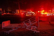 美加州洛杉矶山火肆虐 已致11人死亡 美加州洛杉矶山火肆虐 已致11人死亡