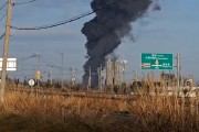 韩国客机撞墙起火事故已致28人死亡 客机疑似撞鸟 起落架未放下 韩国客机撞墙起火事故已致28人死亡 客机疑似撞鸟 起落架未放下