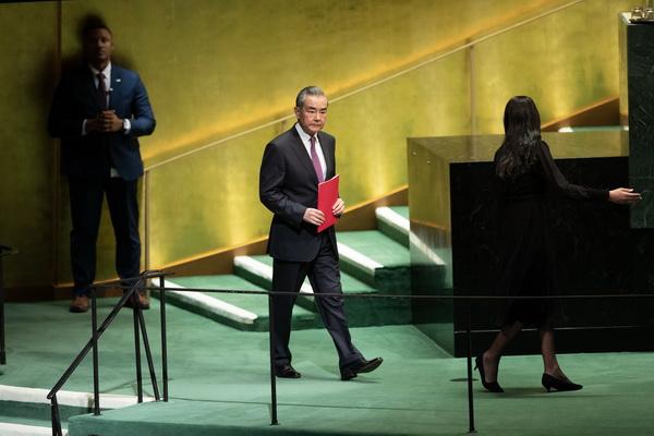 王毅:一大批全球南方国家卓然壮大,一两个大国说了算的时代已经一去不复返