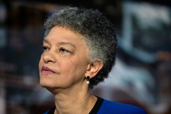 美联储柯林斯:鉴于经济中的风险 上月降息50基点是谨慎之举