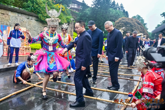 重阳下沙,甲辰龙年(2024)茅台酒节隆重启幕