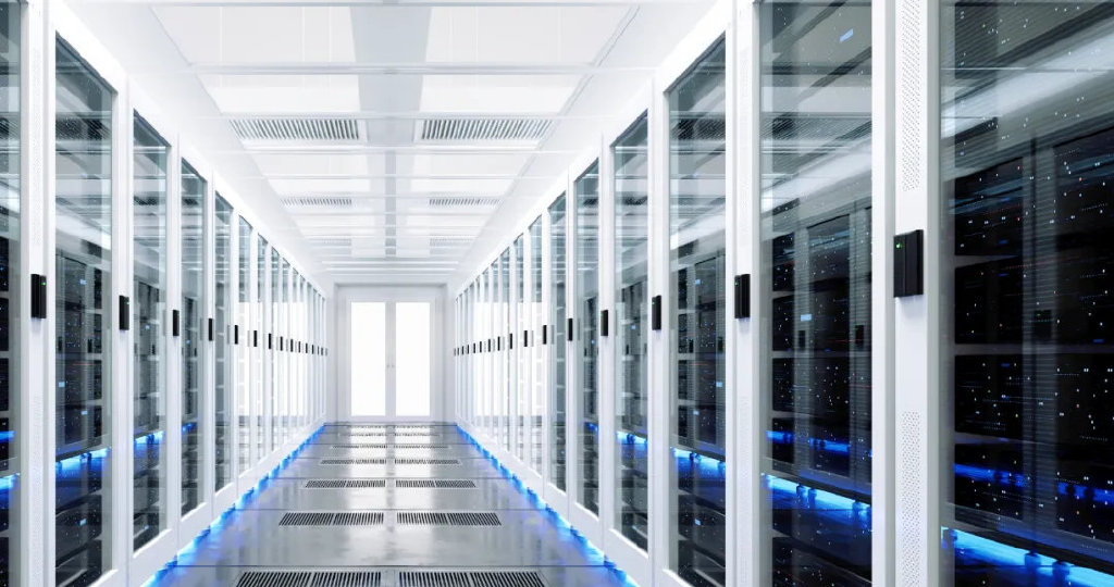 吴泳铭督阵,阿里云月入100亿