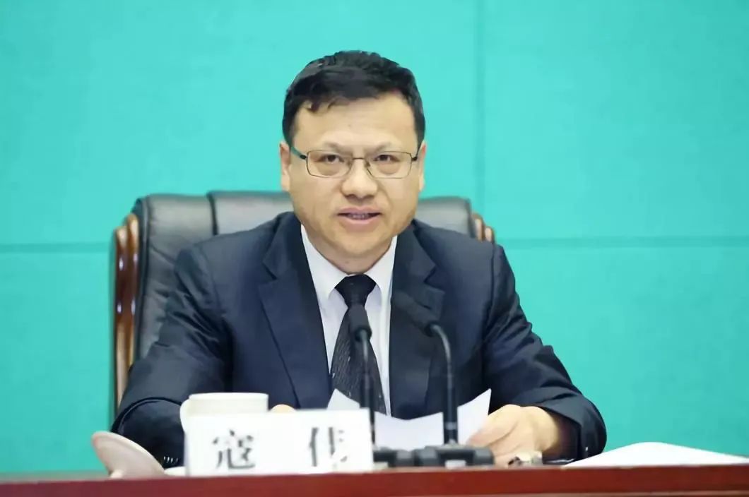 周末打虎!寇伟被查,退休不到三年
