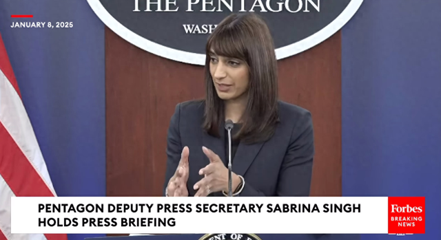 美媒:特朗普称不排除军事夺取后,五角大楼表示“不知道”有任何“入侵”格陵兰岛计划