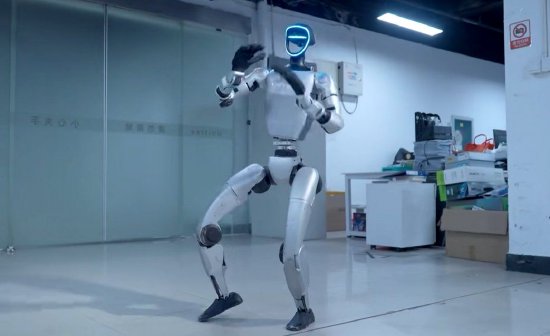 宇树科技最新动态:机器人算法已升级,任意舞蹈随便跳!