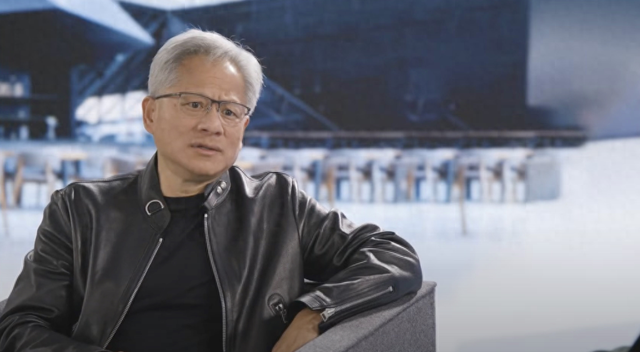 黄仁勋首次回应DeepSeek冲击波:市场理解完全反了,本质上利于AI计算需求