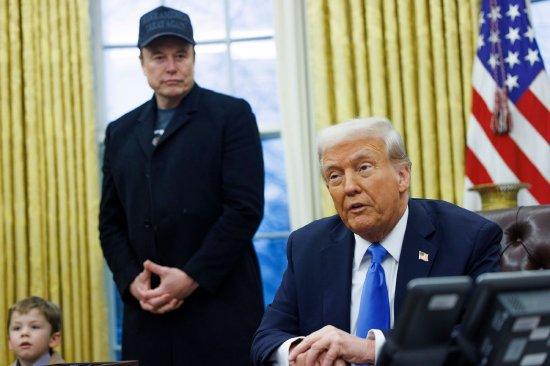 马斯克向美国联邦雇员再发警告:不返岗就停职