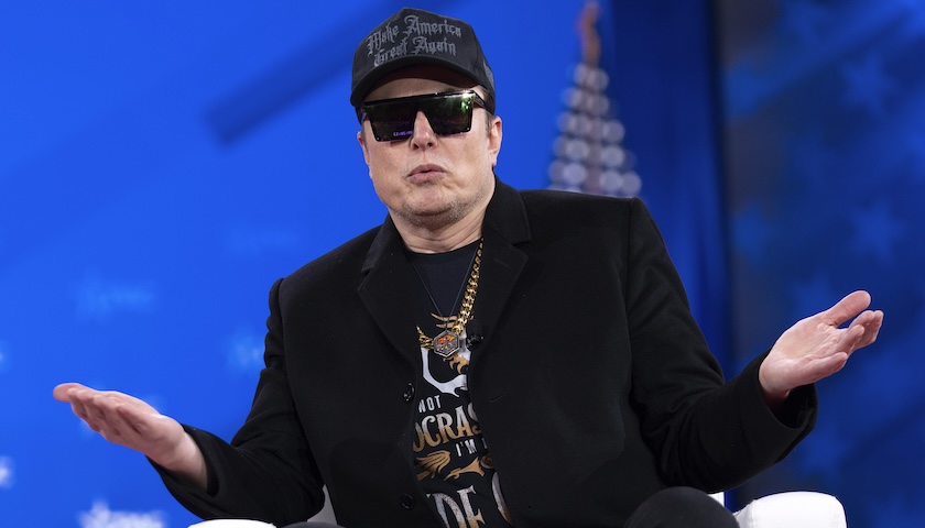 不愿帮助削减政府规模,21名“政府效率部”员工炒了马斯克鱿鱼