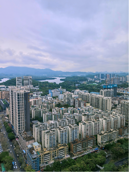 焕新起航!光峰科技总部大厦全新揭幕