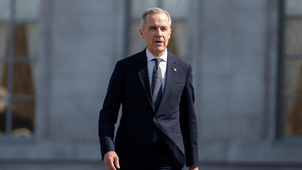 特朗普关税乱拳开打 为何美国自己被打进了“国家紧急状态”