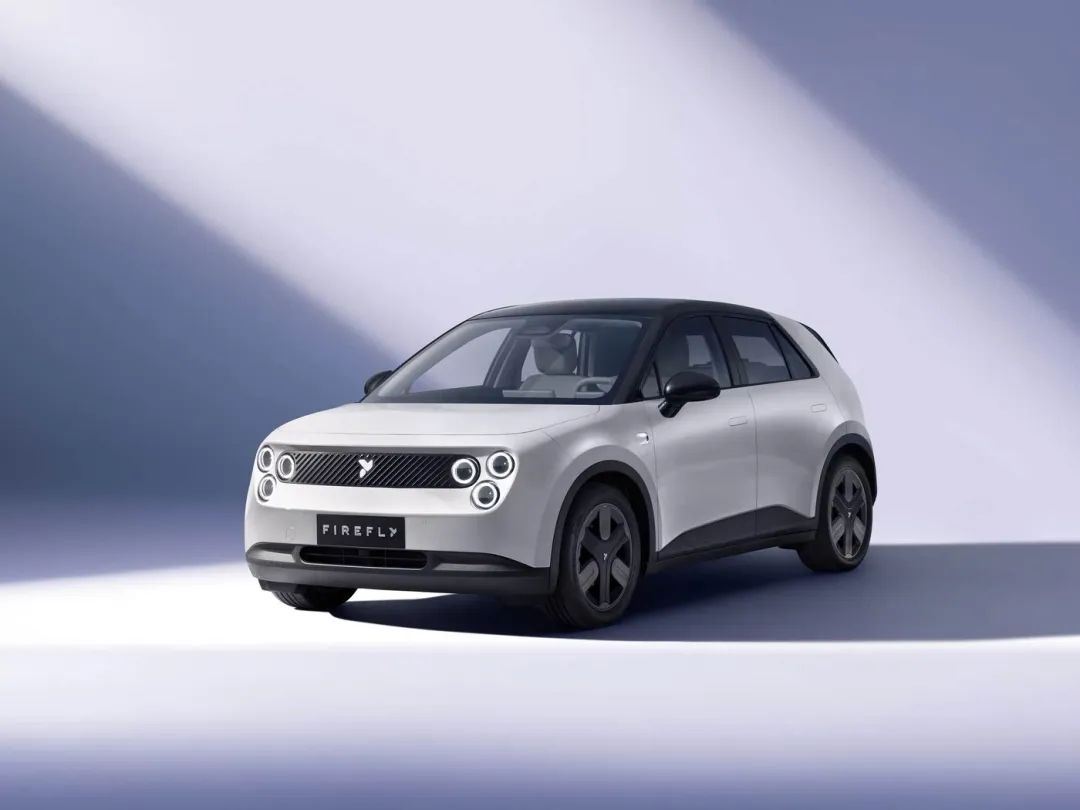 即将上市!蔚来萤火虫内饰官图发布