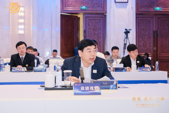 汾酒董事长袁清茂：何小鹏称“不拼酒也能办事”，商务用酒的合理性正在被年轻人否定