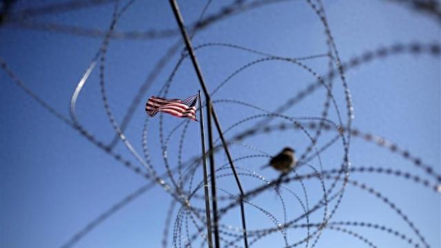 人民日报钟声:美国是多边贸易体制的最大破坏者