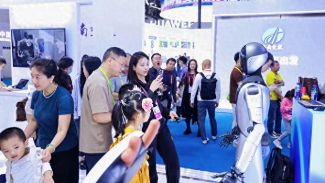 消博会:中国制造开拓全球新市场