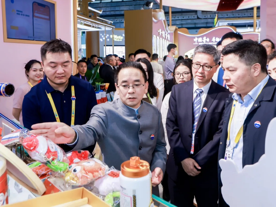 茅台集团董事长张德芹：茅台始终以“开放姿态”融入全球市场