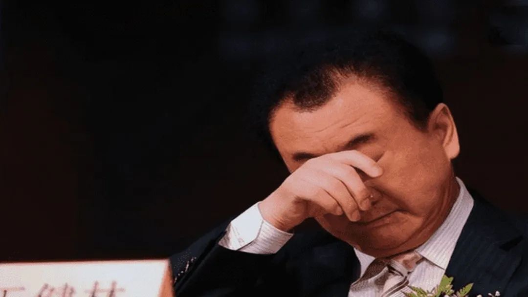 麻烦不断，王健林被逼到了绝望的边缘