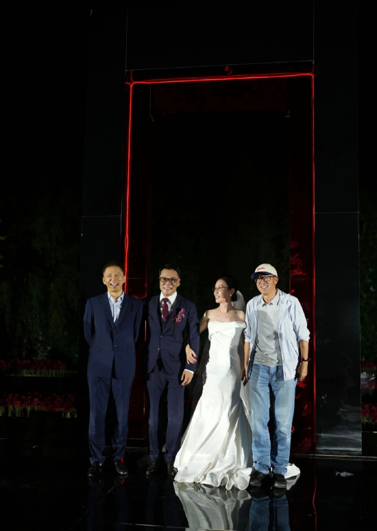 张丹红婚后首秀恩爱,向李国庆表白:将用余生回报你、爱你