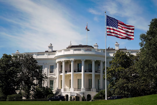 报道：白宫推进 “战争部” 组建计划