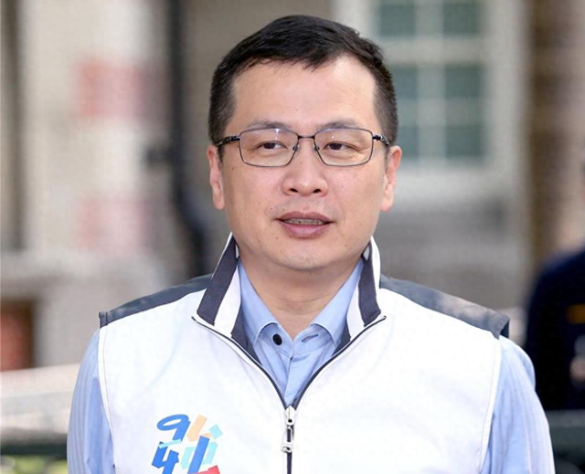 台媒:美单方面宣布将与台达成“重大协议”,蓝营民代讽赖清德成“下跪代表”