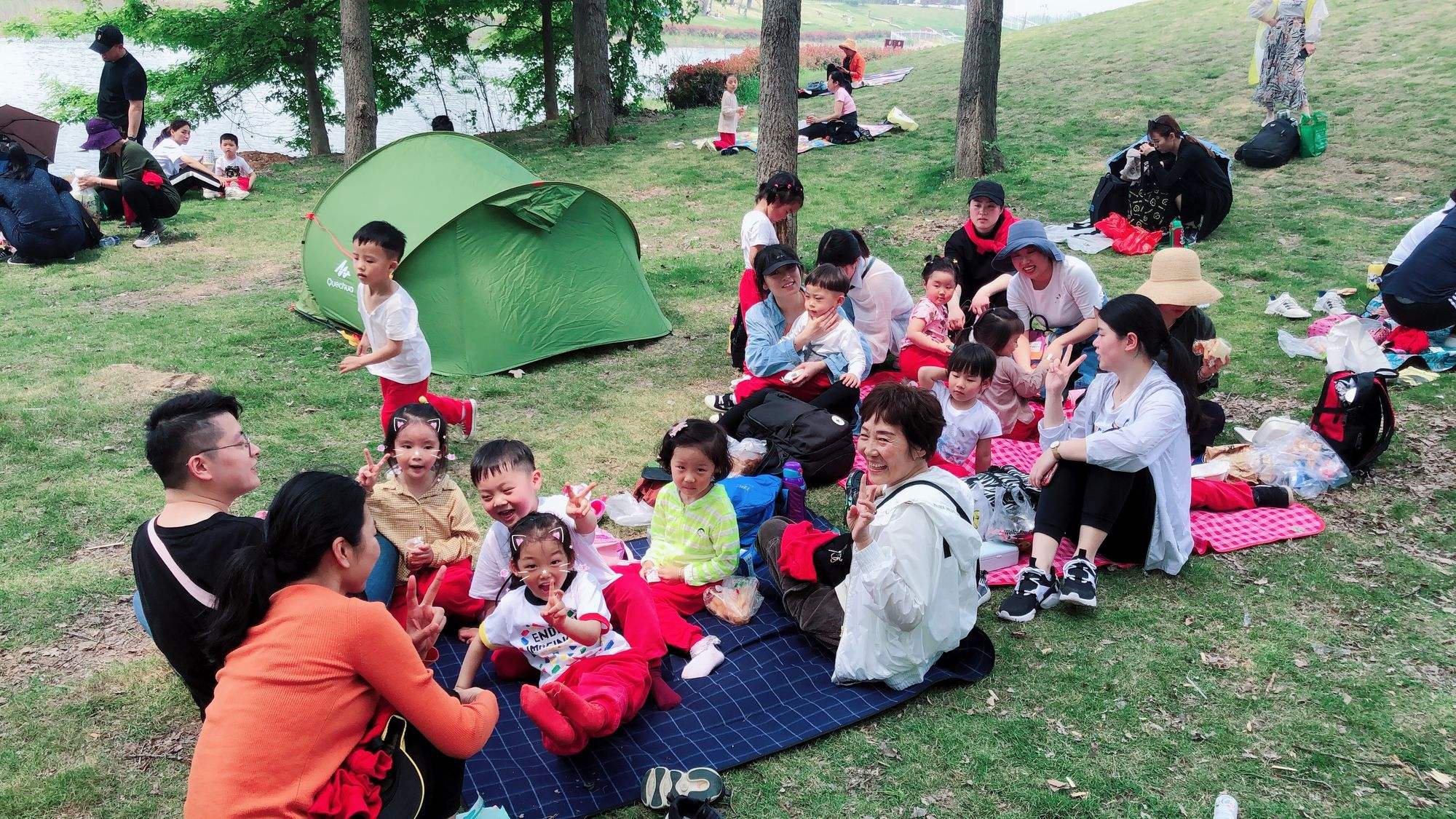 野餐必备攻略亲子游戏的简单介绍 野餐必备攻略亲子游戏的简单介绍
